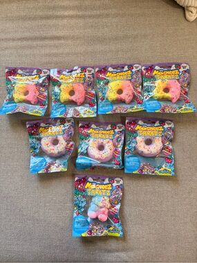 Viral ORB Mocheez Treatz Squishy Toys Lot of 8 New Sensory
